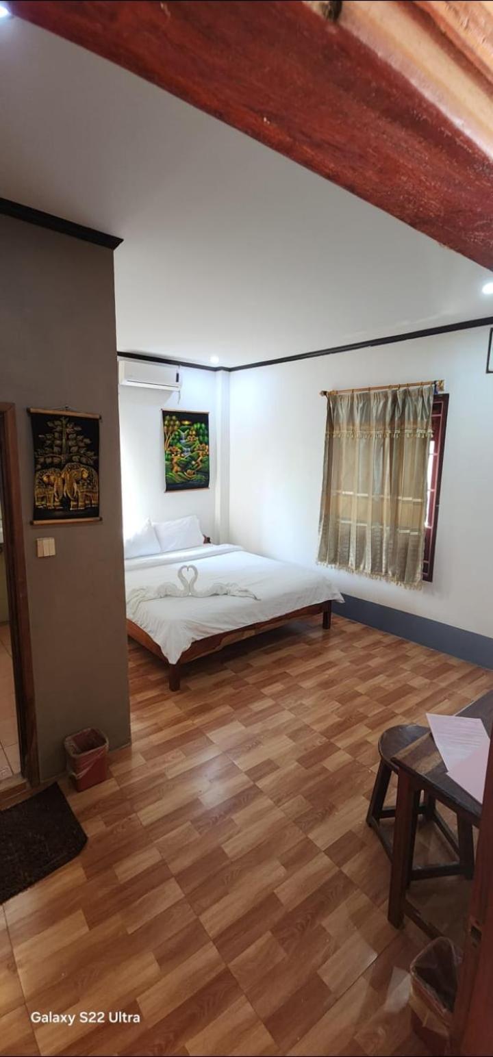 Thip Phavanh Guesthouse Muang Pakbèng Exterior foto
